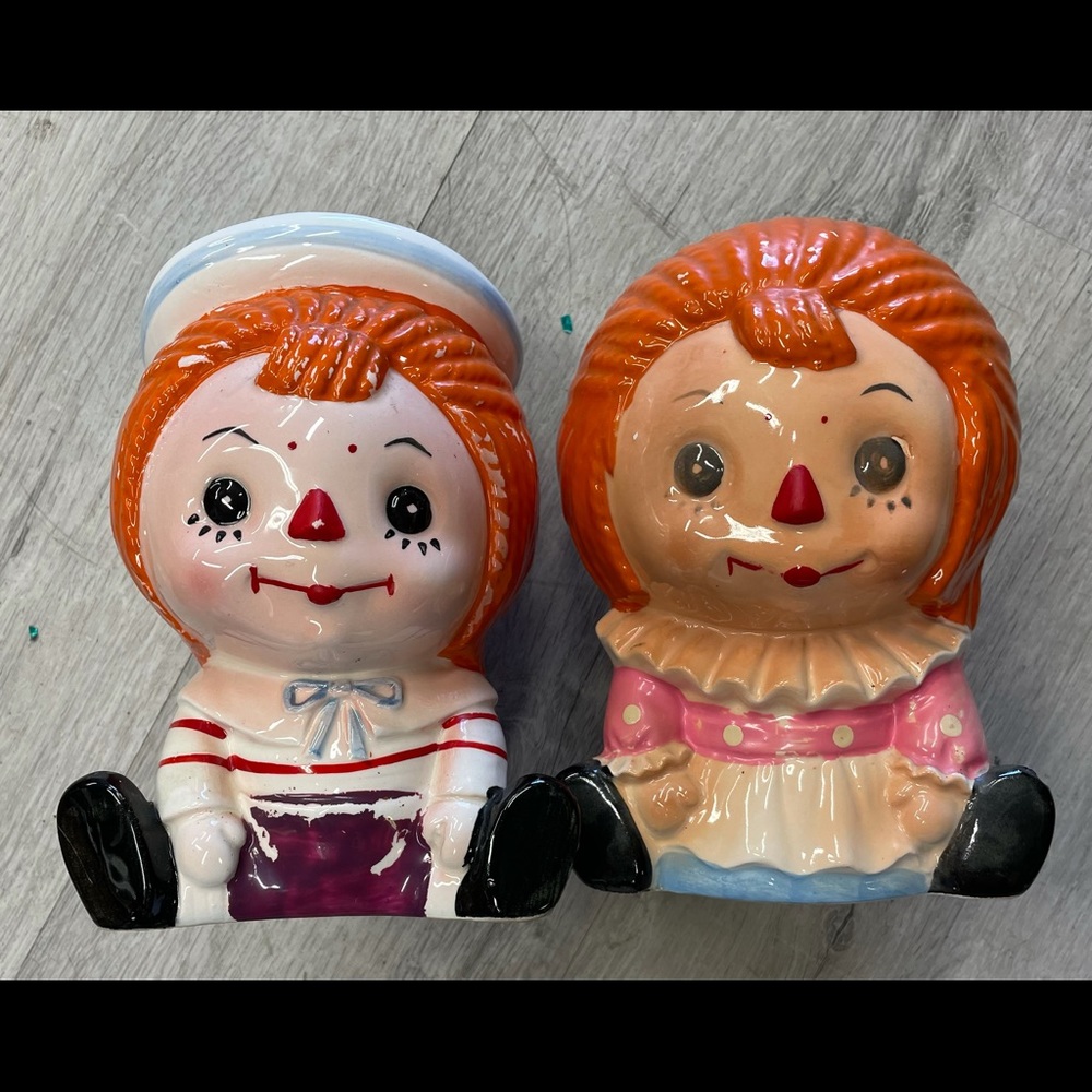 RaggedyAnne + Andy Figurine PlanterVase Made Japan